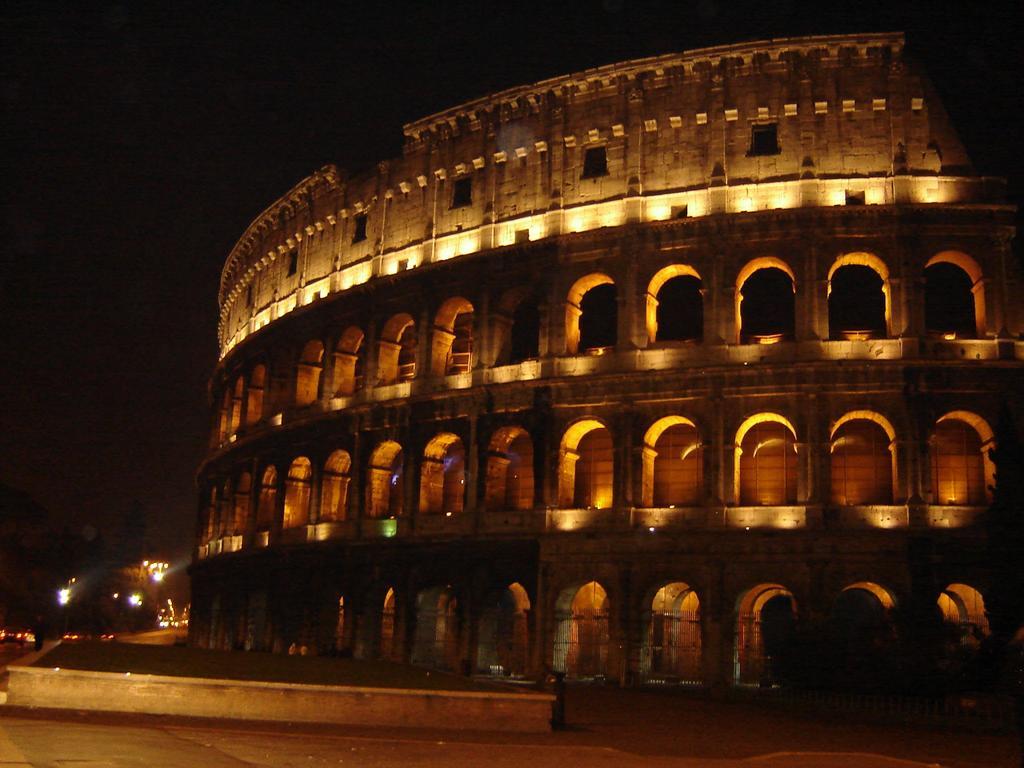 Bed and Breakfast Bella Roma Domus Екстер'єр фото
